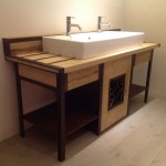 mobilier fer et bois salle de bain, réalisé par 2 bois et d'acier (ferronnerie ébénisterie dieulefit drôme)