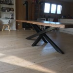 table réalisé par 2 bois et d'acier (ferronnerie ebenisterie forge à dieulefit drôme)